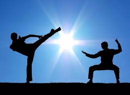 29岁法国女子网球名将转行当“网红模特”，曾因隆胸惹争议